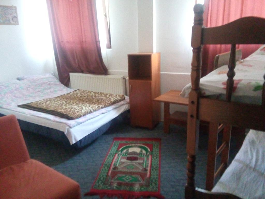 Hostel Gonzo Σαράγεβο Εξωτερικό φωτογραφία