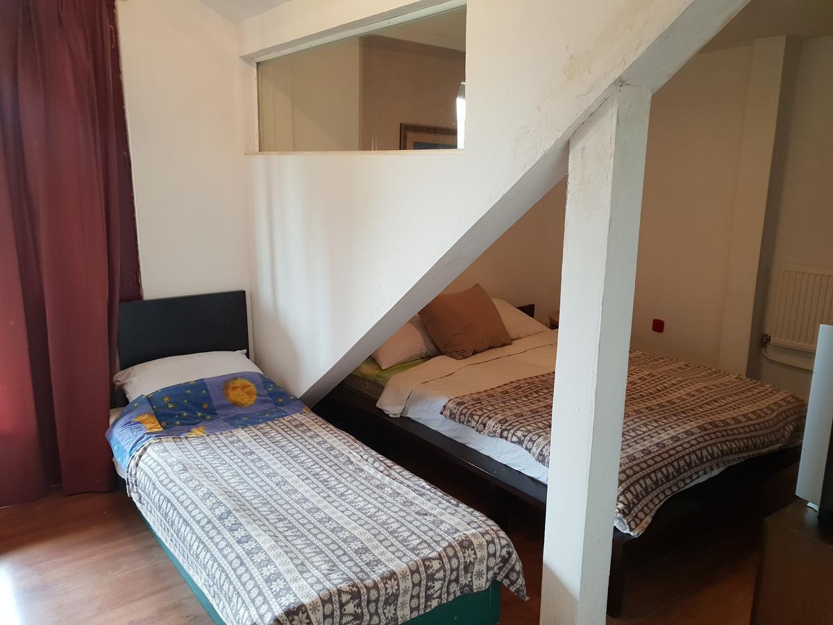 Hostel Gonzo Σαράγεβο Εξωτερικό φωτογραφία